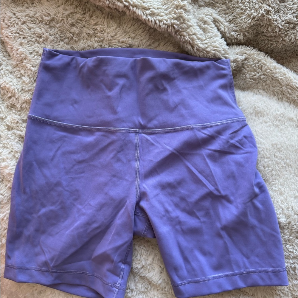 Lululemon Wunder Under biker shorts